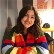 Joven estudiante que ha realizado un intercambio lingüístico de 6 meses, clases en alcorcon o alrededores